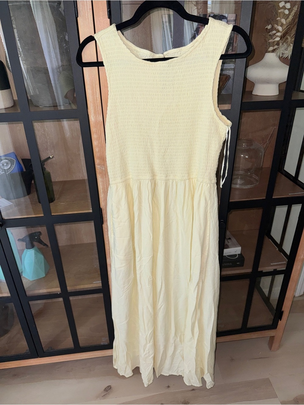 Jopna smocked maxi dress butter yellow sleeveless pastel pockets round neck - Picture 2 of 11